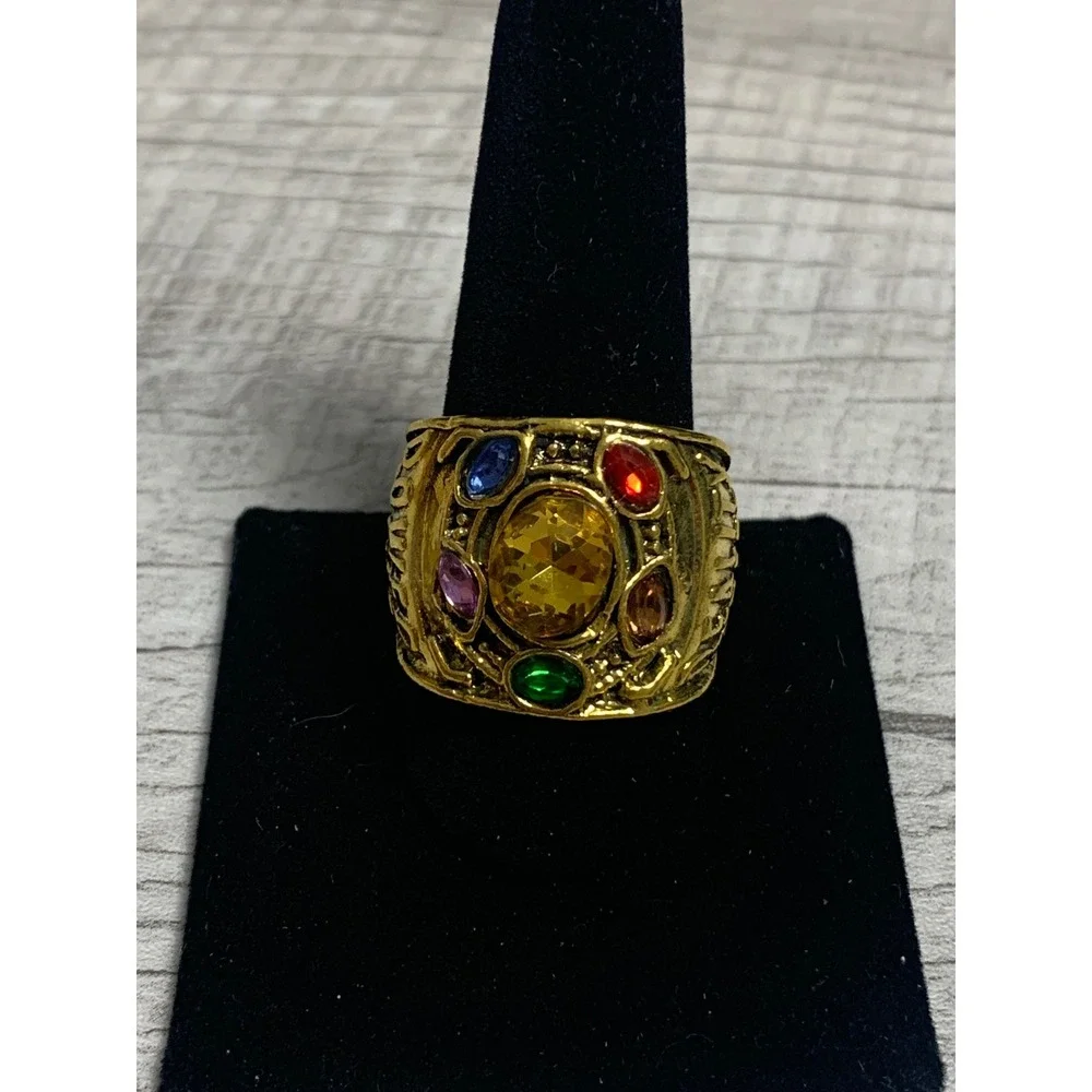 Marvel Infinity Gauntlet Stone Ring Gold Tone Size 12.5 Thanos Cosplay Jewelry